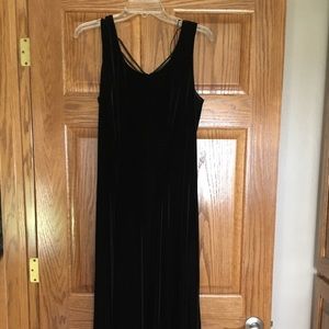 Black velvet long dress